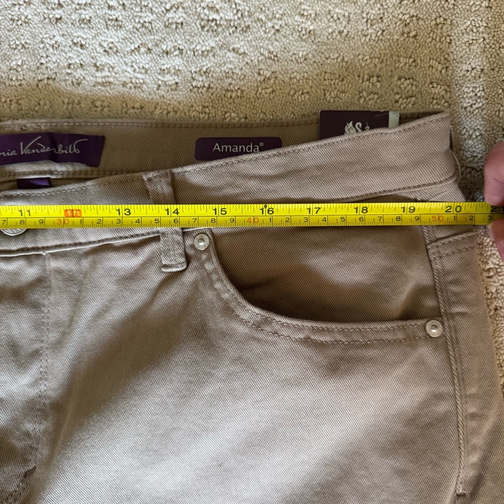 Gloria Vanderbilt Beige Trousers - Picture 10 of 10